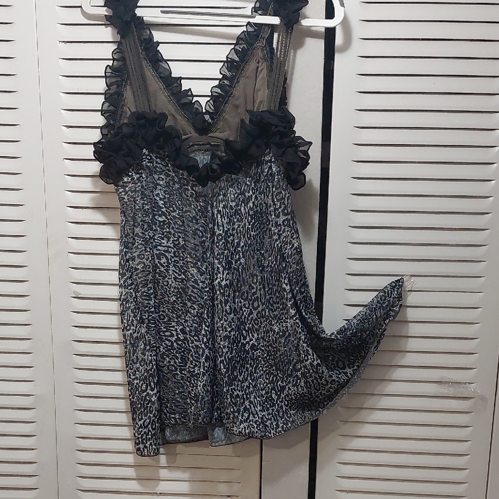 Elegant Black and Gray Lace Chemise - Picture 5 of 7